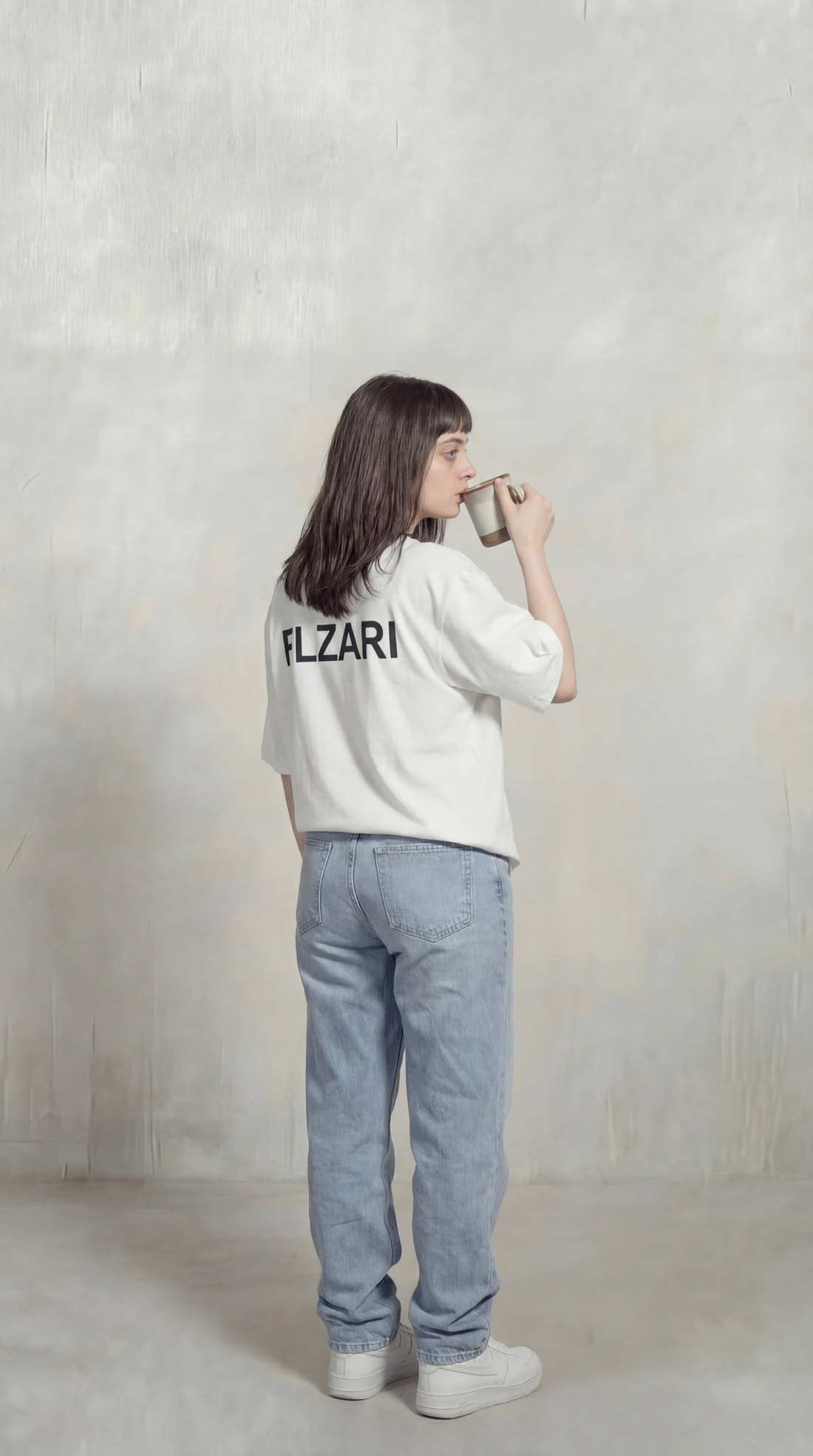 Great Wave of Kanagawa embroidered oversized tee by Elzari
